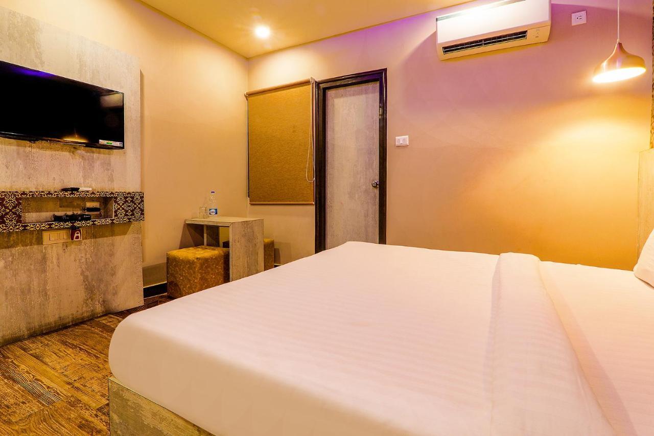 Fabhotel Rudra Inn & Cafe Gorakhpur Eksteriør bilde
